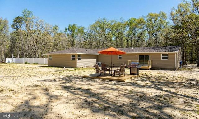 812 5TH RD, Mays Landing, NJ 08330