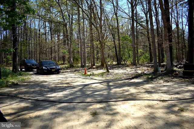 812 5TH RD, Mays Landing, NJ 08330