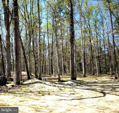 812 5TH RD, Mays Landing, NJ 08330