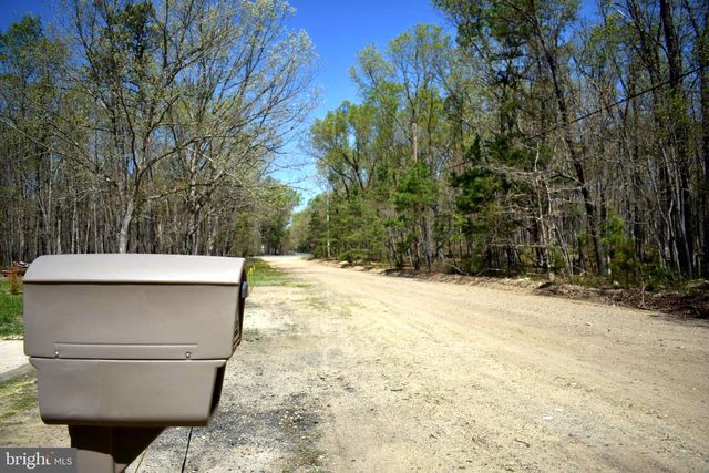 812 5TH RD, Mays Landing, NJ 08330