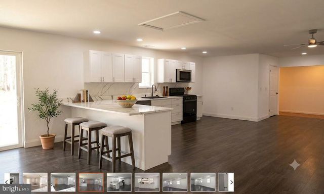 812 5TH RD, Mays Landing, NJ 08330