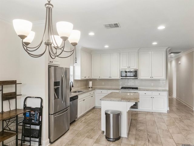 43282 Meadow Grove Dr, Prairieville, LA 70769