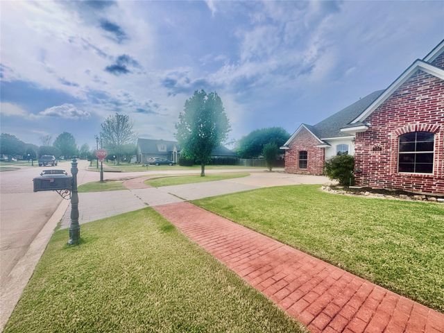 798 Dumaine Drive, Bossier City, LA 71111