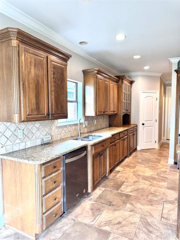 798 Dumaine Drive, Bossier City, LA 71111