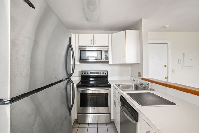 533 Columbus Ave 12, Boston, MA 02118