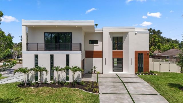 2604 SYDELLE STREET, Sarasota, FL 34237