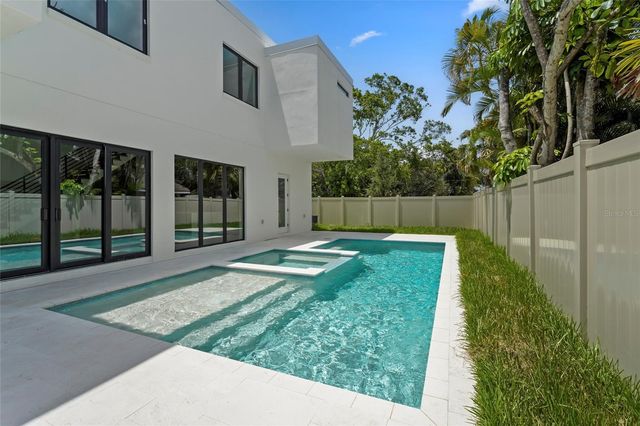 2604 SYDELLE STREET, Sarasota, FL 34237