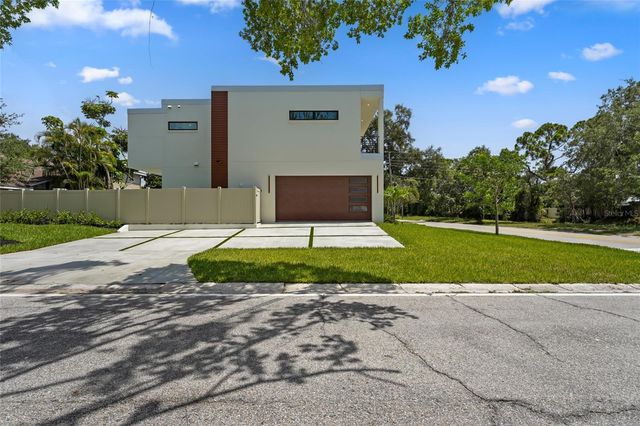 2604 SYDELLE STREET, Sarasota, FL 34237