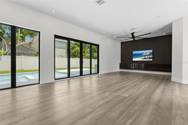 2604 SYDELLE STREET, Sarasota, FL 34237