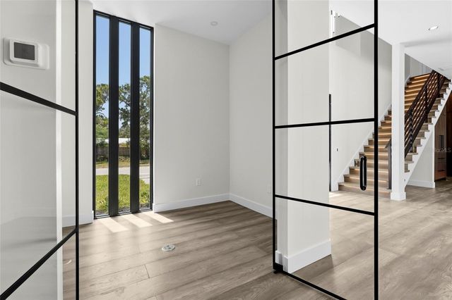 2604 SYDELLE STREET, Sarasota, FL 34237
