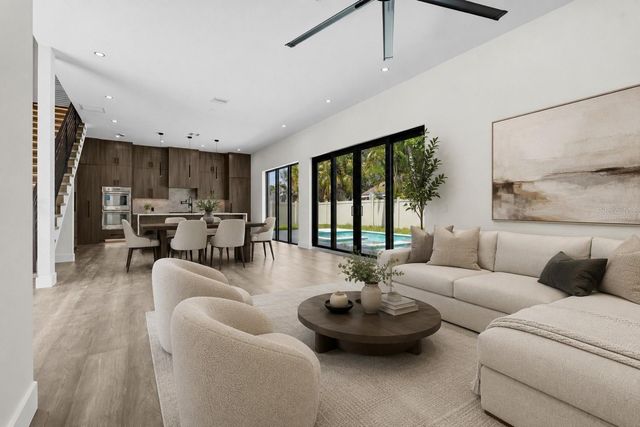 2604 SYDELLE STREET, Sarasota, FL 34237