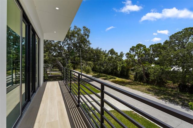 2604 SYDELLE STREET, Sarasota, FL 34237