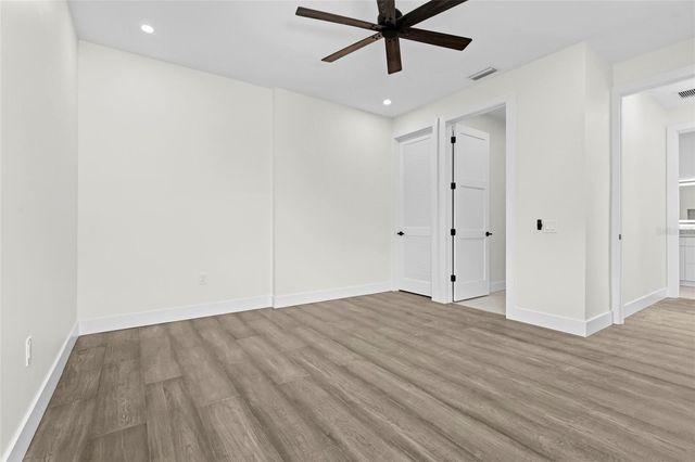 2604 SYDELLE STREET, Sarasota, FL 34237