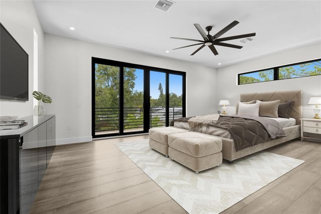 2604 SYDELLE STREET, Sarasota, FL 34237