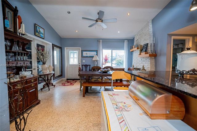 548 East Dr, Miami Springs, FL 33166