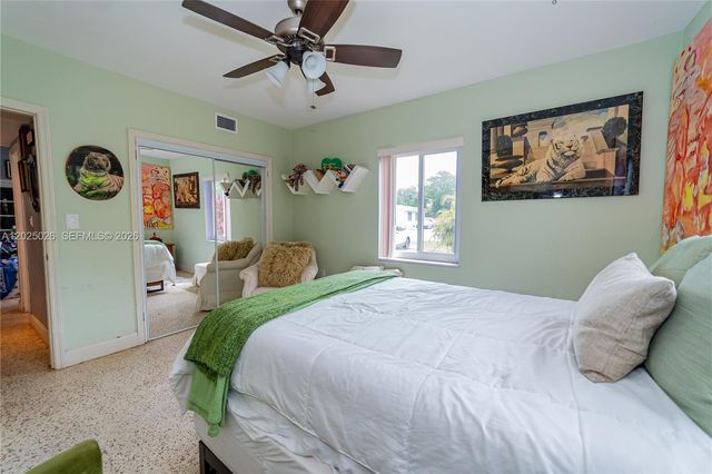 548 East Dr, Miami Springs, FL 33166