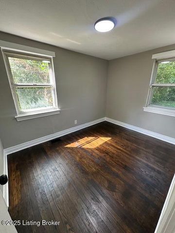 5312 Buckner Ave, Louisville, KY 40214