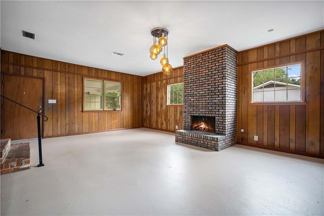 1313 Innsbruck Drive, Mobile, AL 36608
