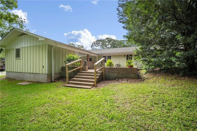 1313 Innsbruck Drive, Mobile, AL 36608