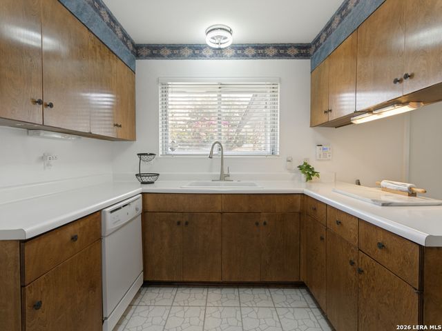 227 Harrow Dr, San Antonio, TX 78227