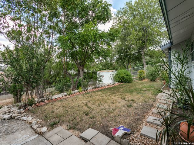 227 Harrow Dr, San Antonio, TX 78227