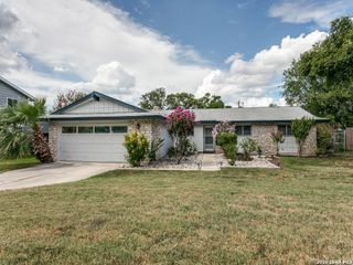 227 Harrow Dr, San Antonio, TX 78227