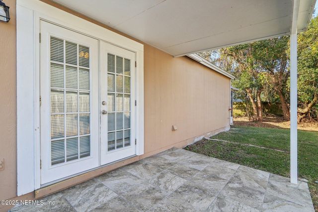 1864 SHERATON LAKES Circle, Middleburg, FL 32068