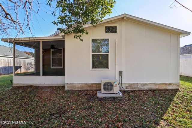 1864 SHERATON LAKES Circle, Middleburg, FL 32068