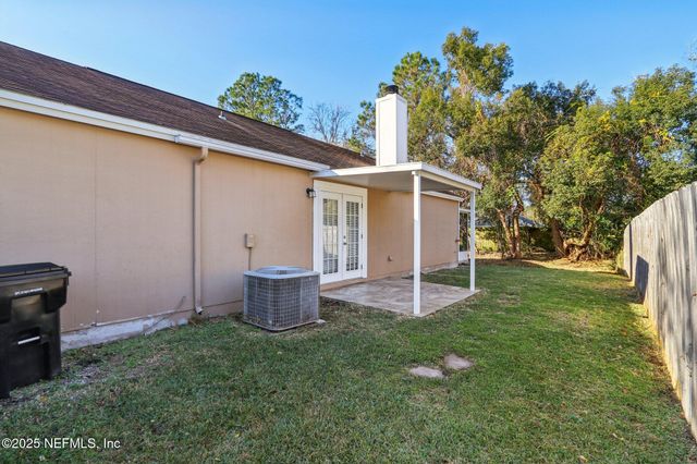 1864 SHERATON LAKES Circle, Middleburg, FL 32068