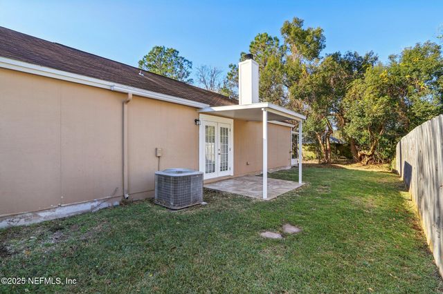 1864 SHERATON LAKES Circle, Middleburg, FL 32068