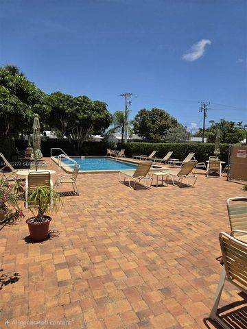2400 NE 10th Street 104, Pompano Beach, FL 33062