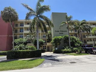 2400 NE 10th Street 104, Pompano Beach, FL 33062