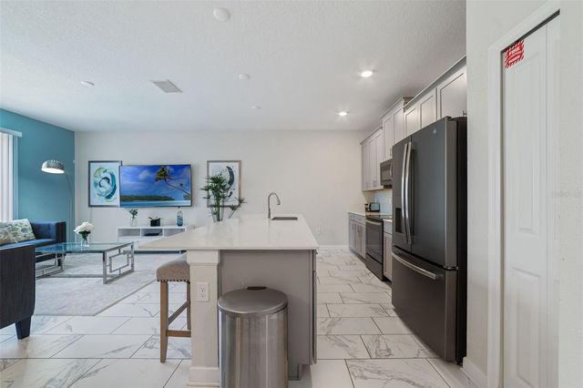 388 OCEAN COURSE AVENUE, Davenport, FL 33896