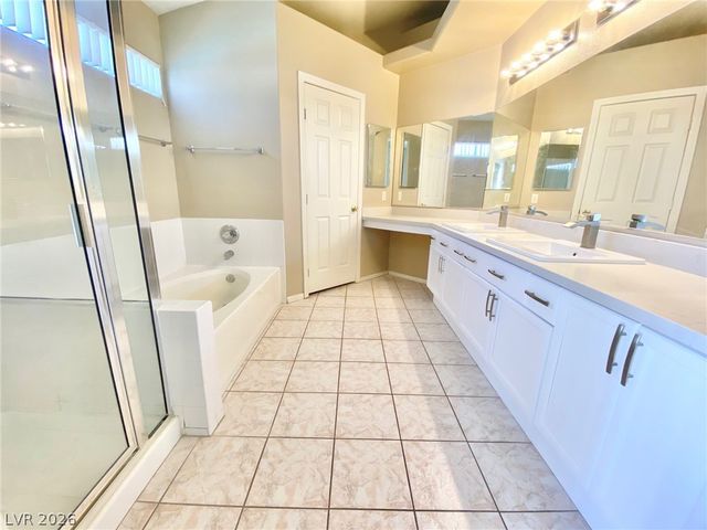 4678 Carefree Drive, Las Vegas, NV 89122