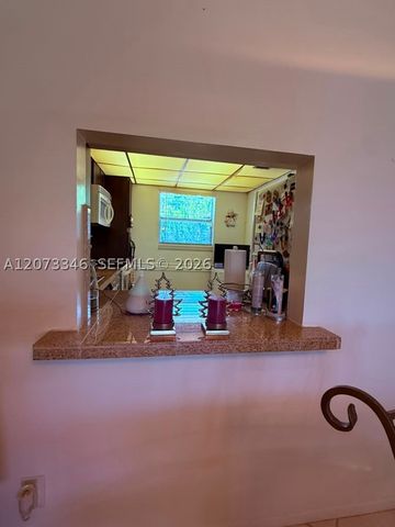 8330 Sands Point Blvd N208, Tamarac, FL 33321
