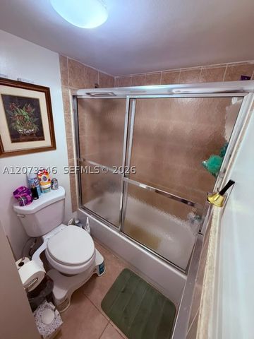 8330 Sands Point Blvd N208, Tamarac, FL 33321