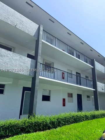 8330 Sands Point Blvd N208, Tamarac, FL 33321