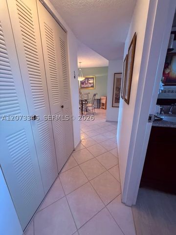 8330 Sands Point Blvd N208, Tamarac, FL 33321