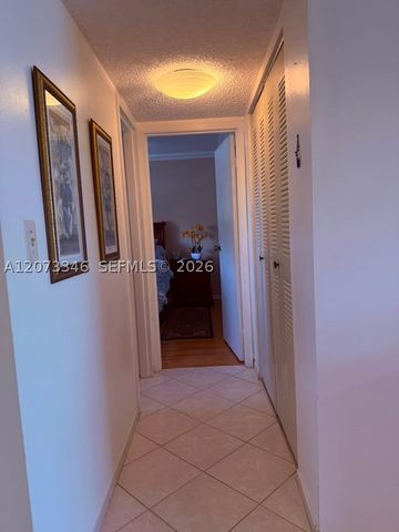 8330 Sands Point Blvd N208, Tamarac, FL 33321