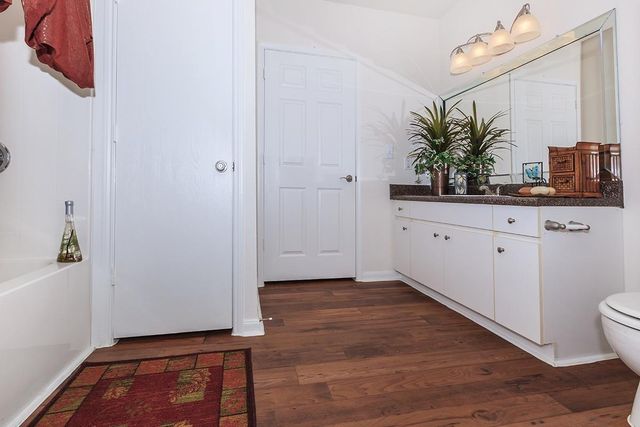 10965 S Gessner Drive 421, Houston, TX 77071