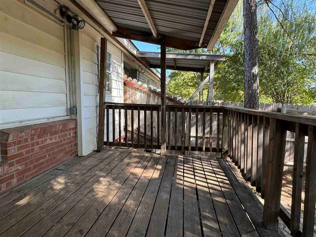 2326 NW Denver Ave, Lawton, OK 73505