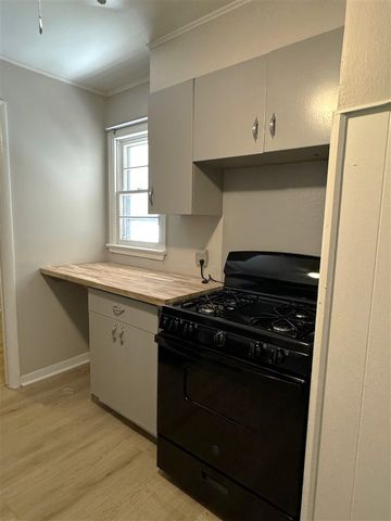 2326 NW Denver Ave, Lawton, OK 73505