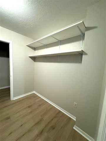 2326 NW Denver Ave, Lawton, OK 73505