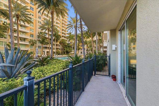 700 E Boynton Beach Boulevard 101, Boynton Beach, FL 33435