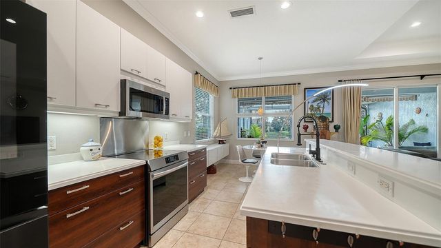 1718 86TH STREET NW, Bradenton, FL 34209