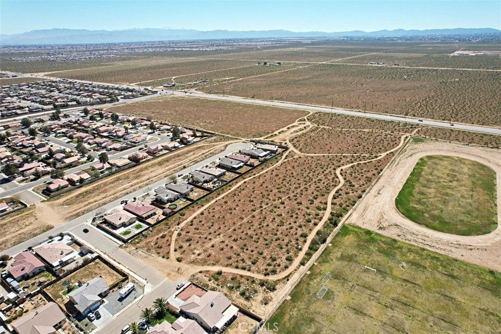 Image 11 of property listing at 5 Palmdale, Adelanto, CA 92301