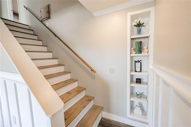 340 Dry Pond Lane, Canton, GA 30114