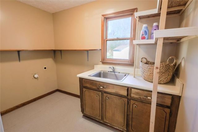 340 Dry Pond Lane, Canton, GA 30114