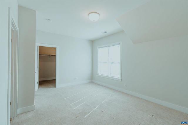 528 TRAILSIDE DR, Charlottesville, VA 22911