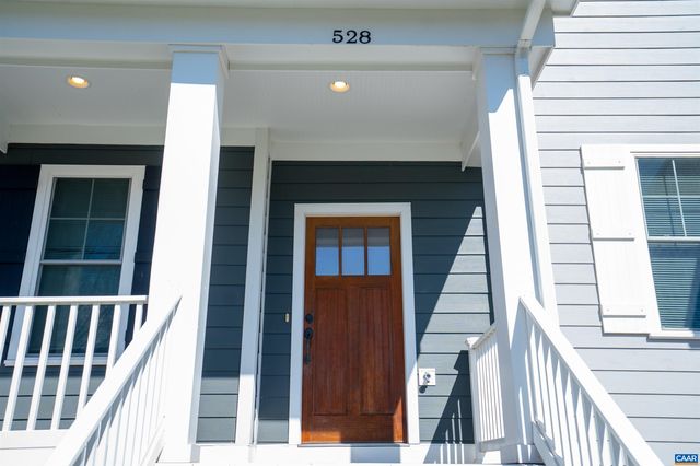 528 TRAILSIDE DR, Charlottesville, VA 22911